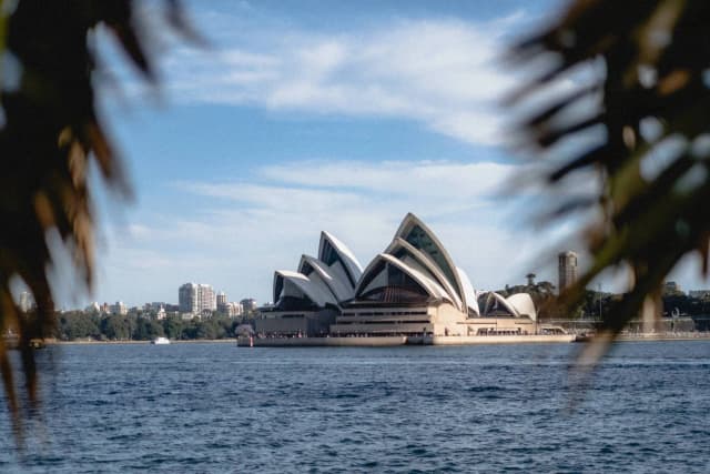 Sydney2627.webp